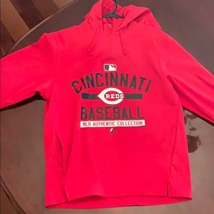 Majestic Cincinnati Reds Sweatshirt! MLB Authentic